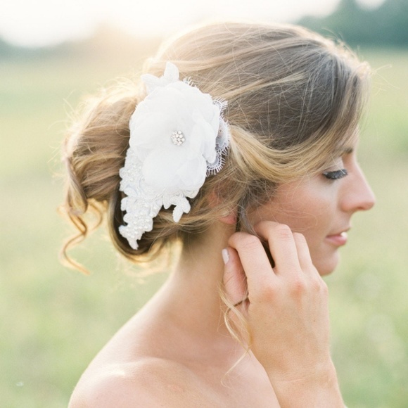 Bridal Hairpiece. Wedding Headpiece.
